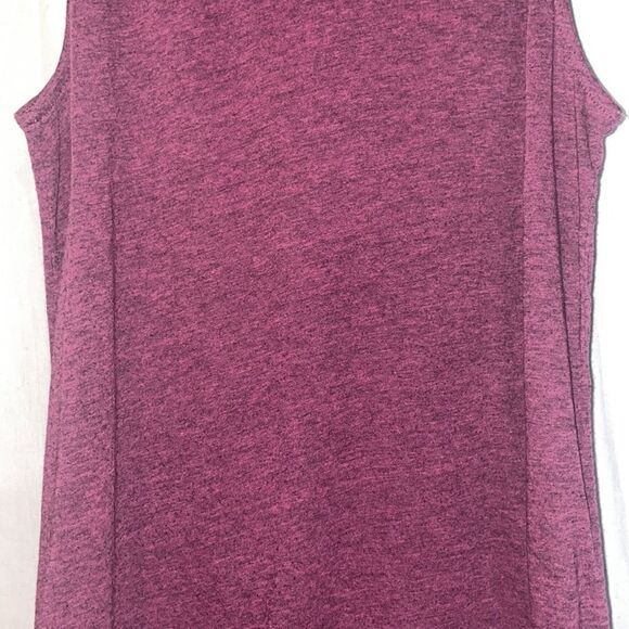 Old navy tank top - Picture 7 of 9
